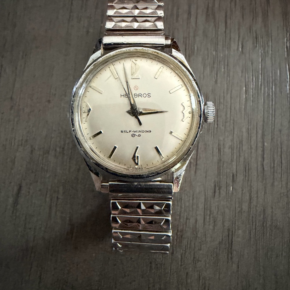Vintage Helbros Silver Men's Self-Winding Watch - Picture 2 of 6